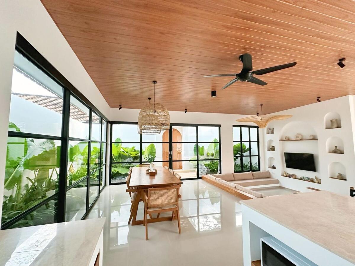 Amerta Villa Seminyak Dış mekan fotoğraf